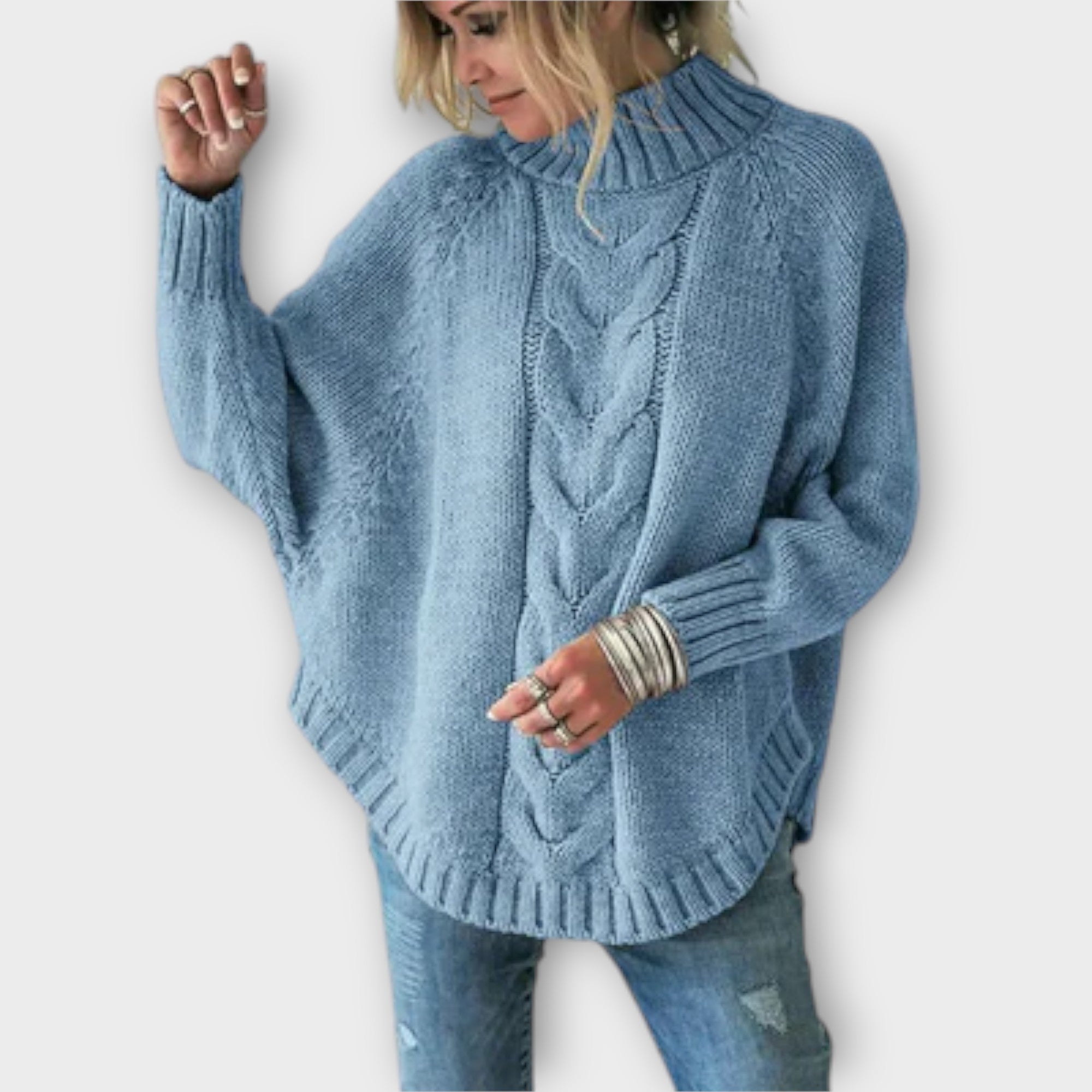 Elysian - Knitted Sweater with Cable Pattern