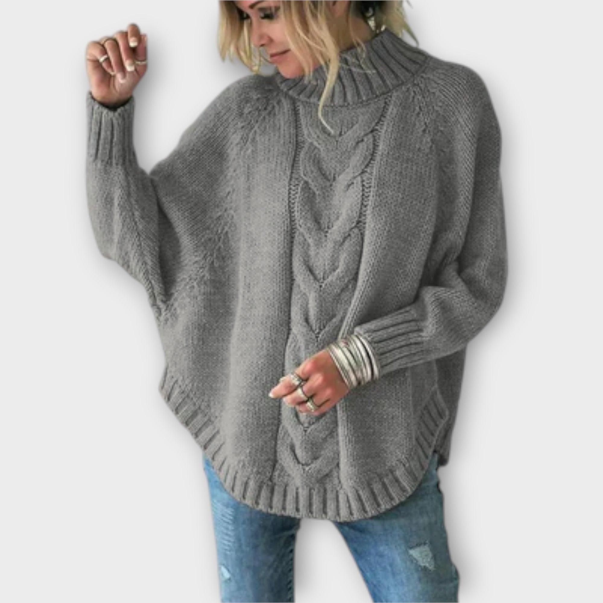 Elysian - Knitted Sweater with Cable Pattern