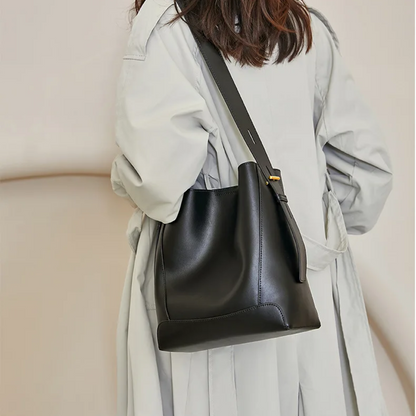 Medium Shoulder Bag - Beloria Amabel